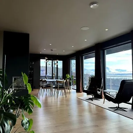 Med Fantastisk Utsikt! Villa Tromsø